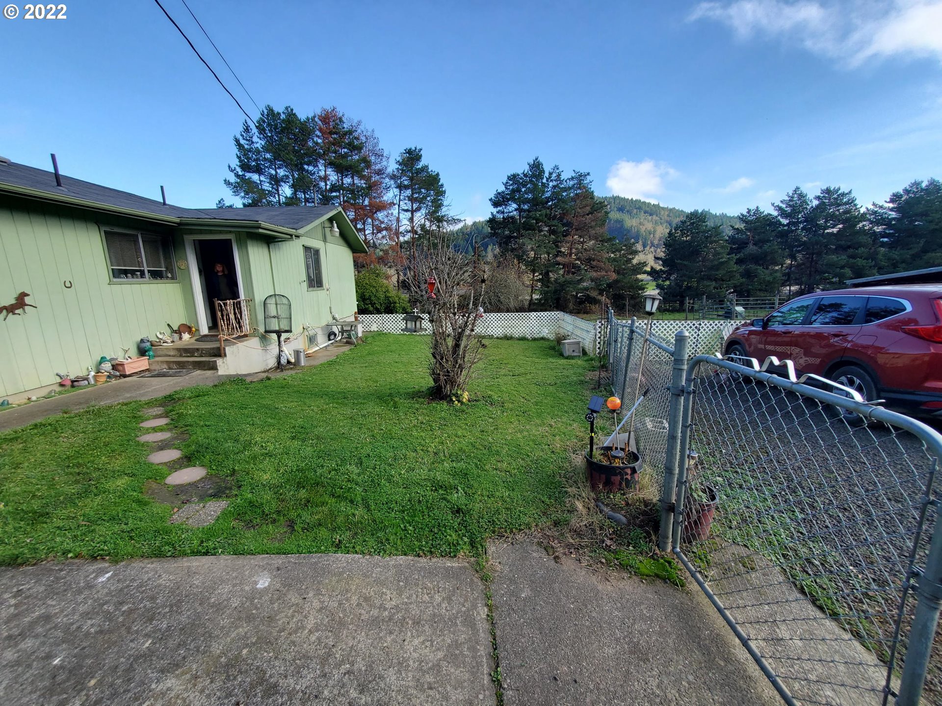 383 Rathbun Road Sutherlin, OR 97479 - Photo 2 of 27 Gallery Image 2