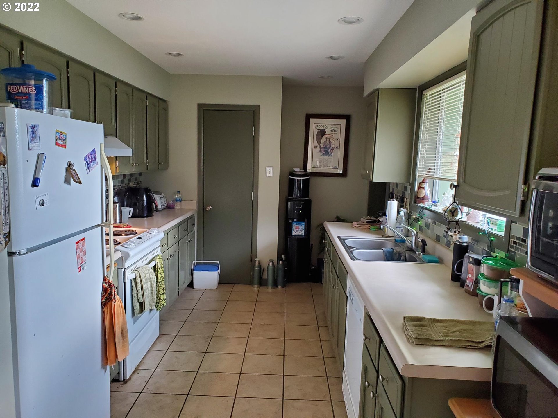 383 Rathbun Road Sutherlin, OR 97479 - Photo 5 of 27 Gallery Image 5