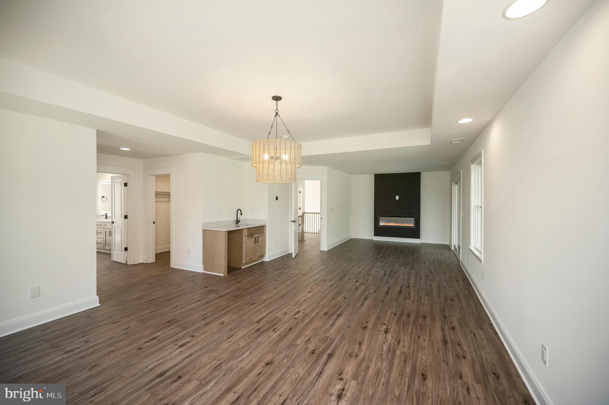 13208 Bristow Road Nokesville, VA 20181 - Photo 31 of 58 Primary suite with optional fireplace shown