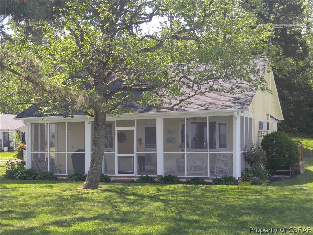 638 Jones Point Beach Road Laneview, VA 22504 - Photo 1 of 26 Gallery Image 1