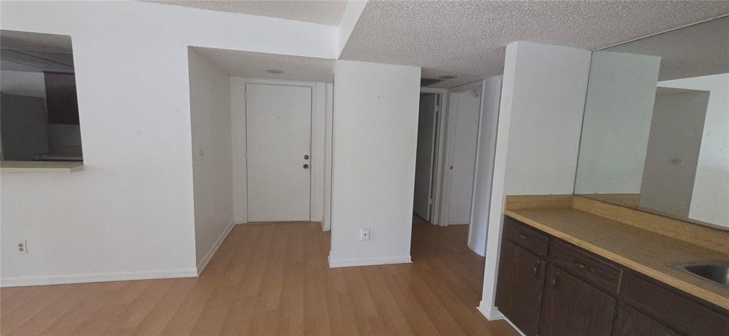 700 Starkey Road, Unit 1224 Largo, FL 33771 - Photo 5 of 14