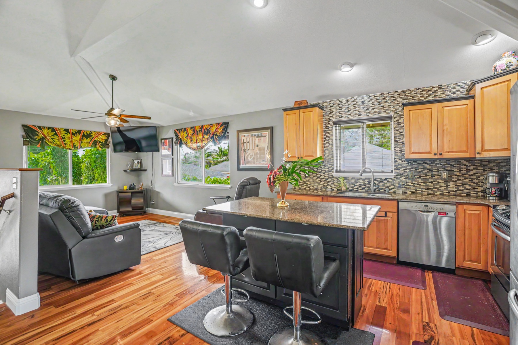 5988 Lokelani Road Kapaa, HI 96746 - Photo 3 of 29