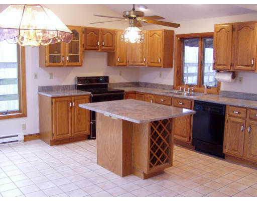 88 Stow Road Marlborough, MA 01752 - Photo 16 of 17 Gallery Image 16