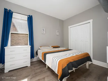 $369,900 | 920 North Kedvale Avenue, Chicago, IL 60651