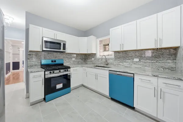 $330,000 | 7544 South Eberhart Avenue, Chicago, IL 60619