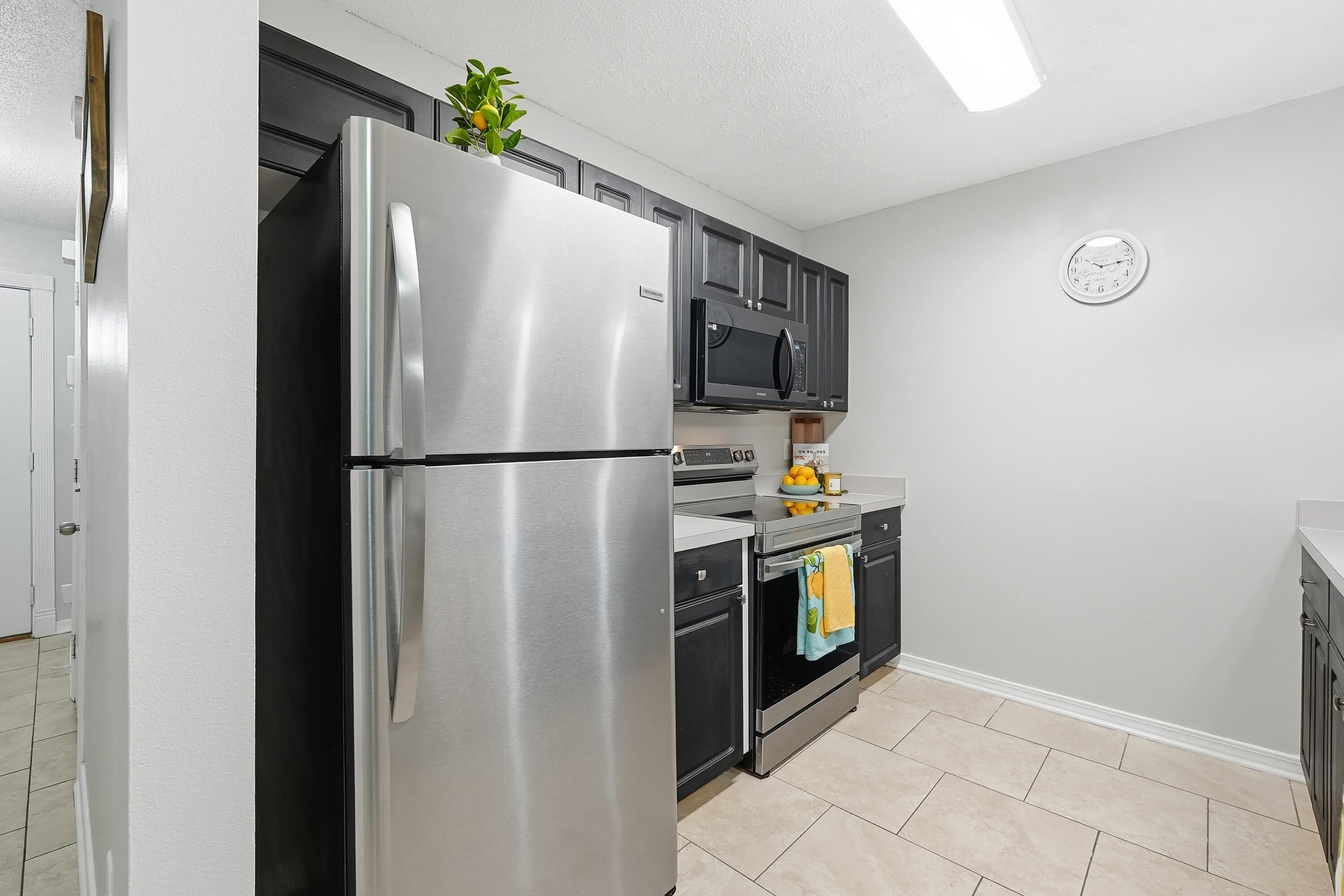 481 Keystone Road Mary Esther, FL 32569 - Photo 10 of 35 Kitchen