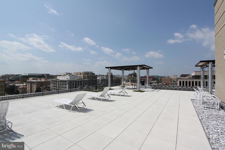 1 Scott Circle Northwest, Unit 814 Washington, DC 20036 - Photo 11 of 15 Spacious rooftop oasis with city views.