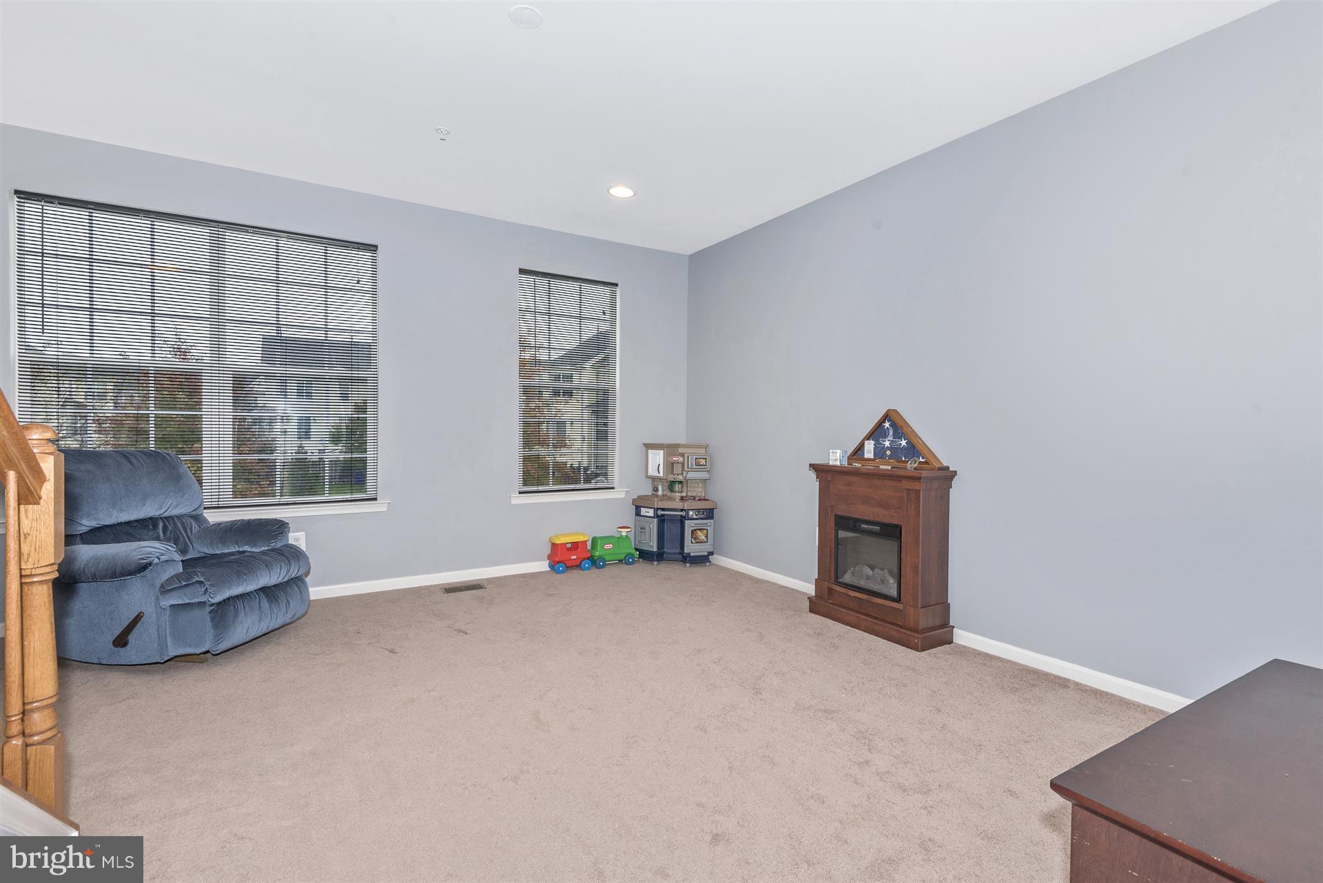 640 Tivoli Road Frederick, MD 21703 - Photo 17 of 29 Family Room with 4 windows