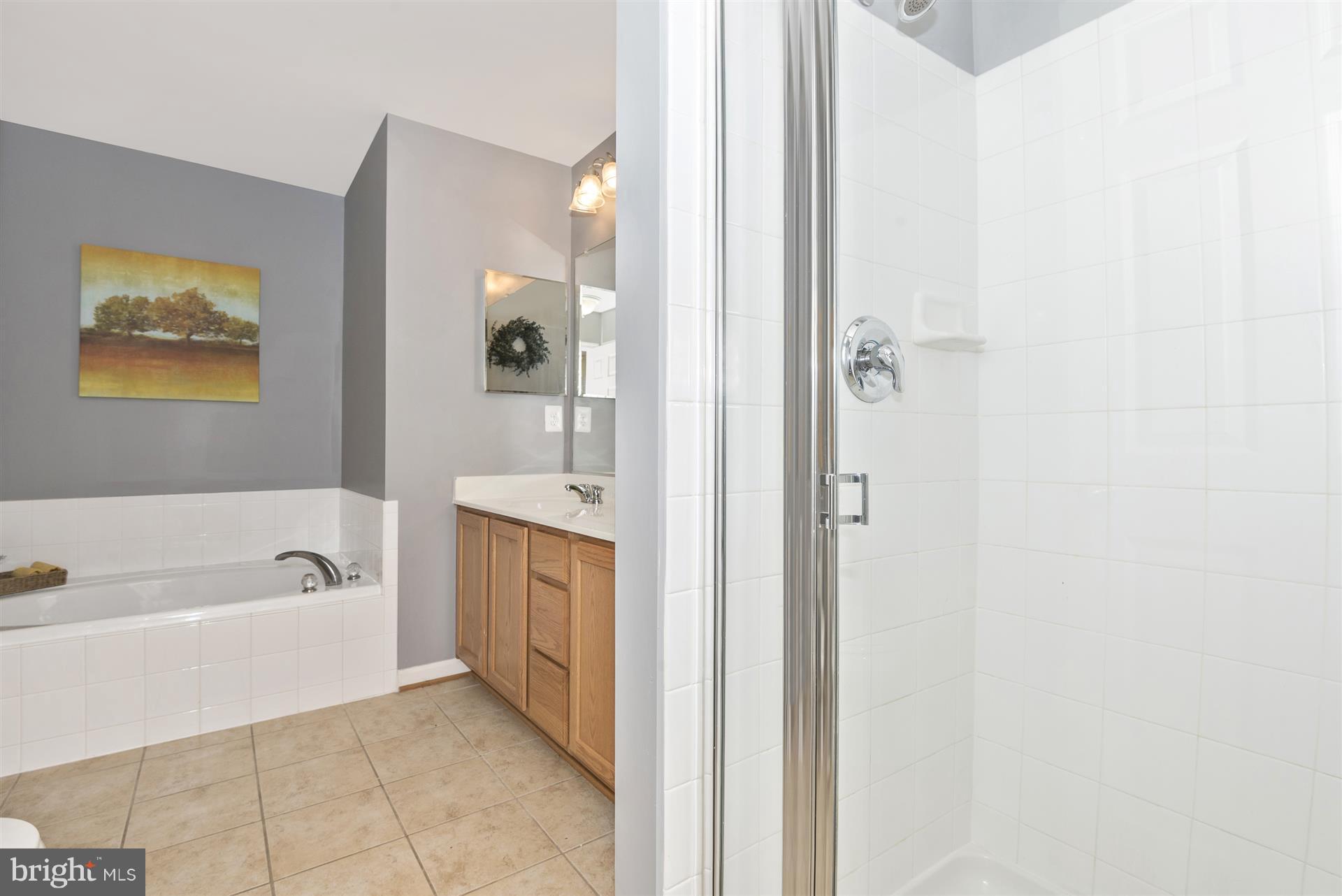 640 Tivoli Road Frederick, MD 21703 - Photo 23 of 29 Master BA w/tile flooring & separate shower