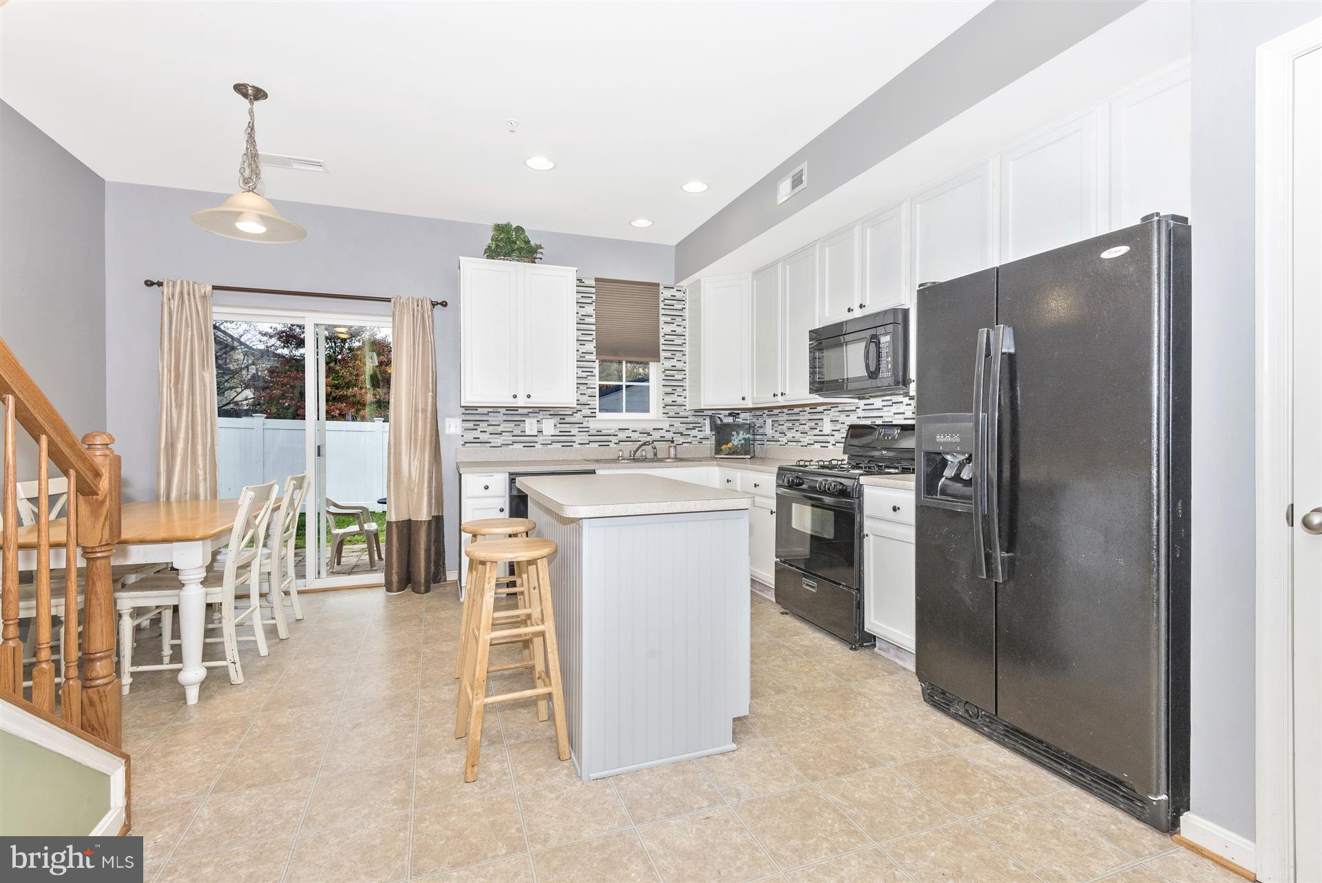 640 Tivoli Road Frederick, MD 21703 - Photo 7 of 29 Kitchen with gas stove and built-in microwave