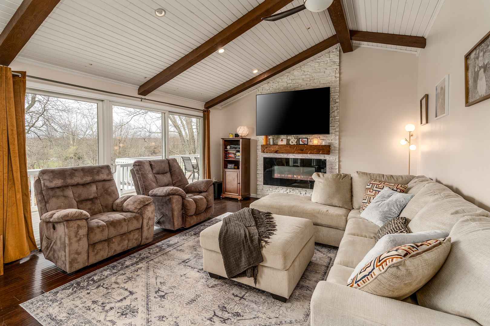 2930 Campground Road Anna, IL 62906 - Photo 11 of 70 a living room with furniture and a flat screen tv