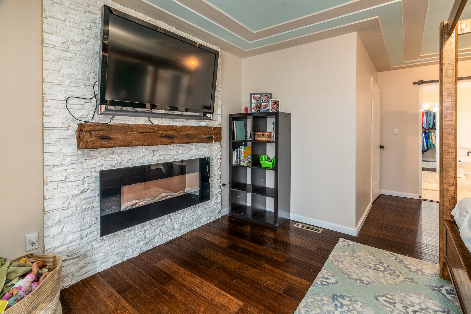 2930 Campground Road Anna, IL 62906 - Photo 12 of 70 a living room with furniture and a fireplace