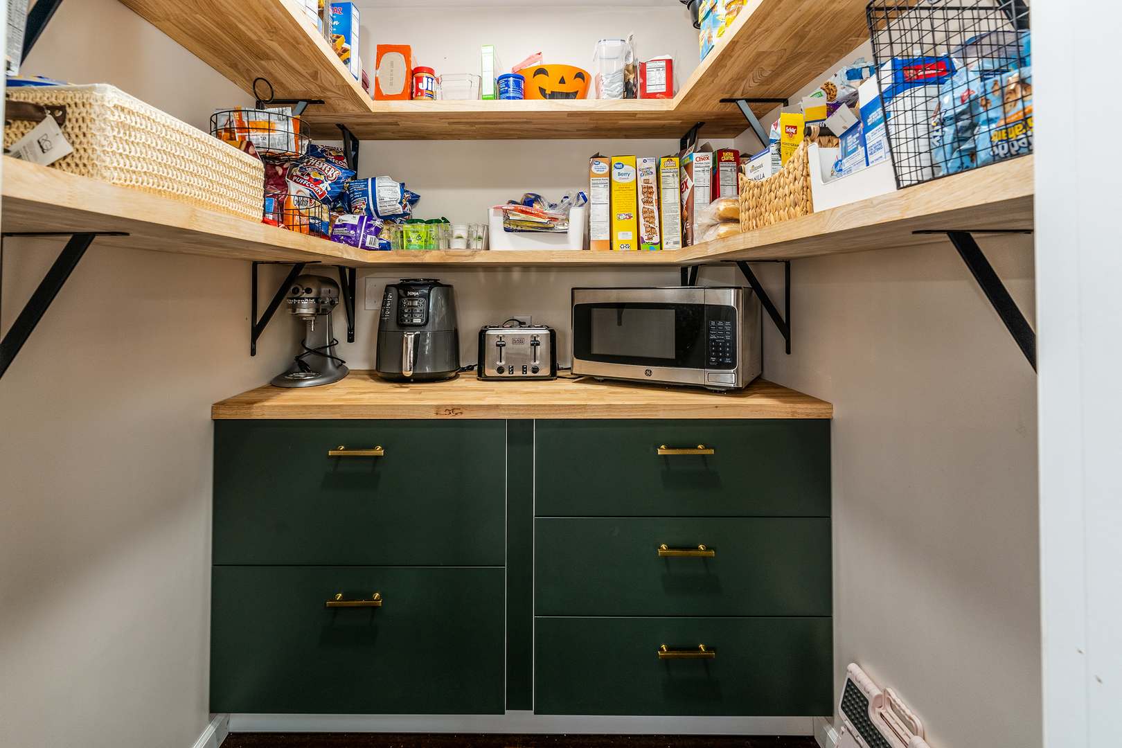 2930 Campground Road Anna, IL 62906 - Photo 22 of 70 a utility room with dryer and washer