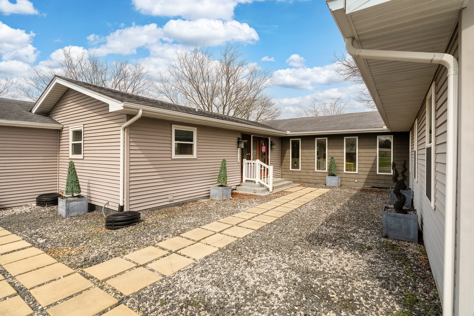 2930 Campground Road Anna, IL 62906 - Photo 70 of 70 a view of a house with backyard