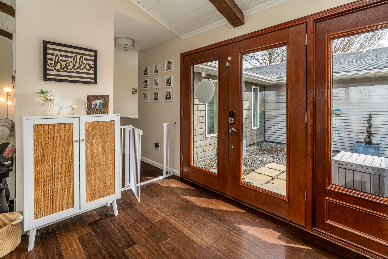 2930 Campground Road Anna, IL 62906 - Photo 8 of 70 a view of a hallway with wooden floor and windows