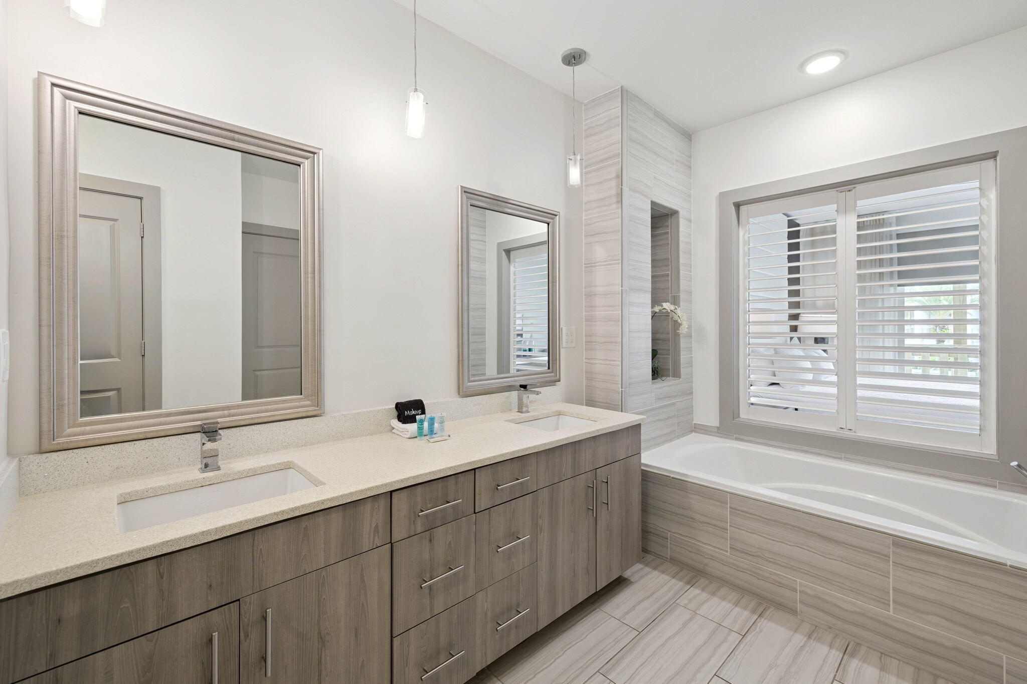 10941 East County Highway 30A, Unit 125 Inlet Beach, FL 32461 - Photo 15 of 41 Array_10941ECountyHwy30A125-20