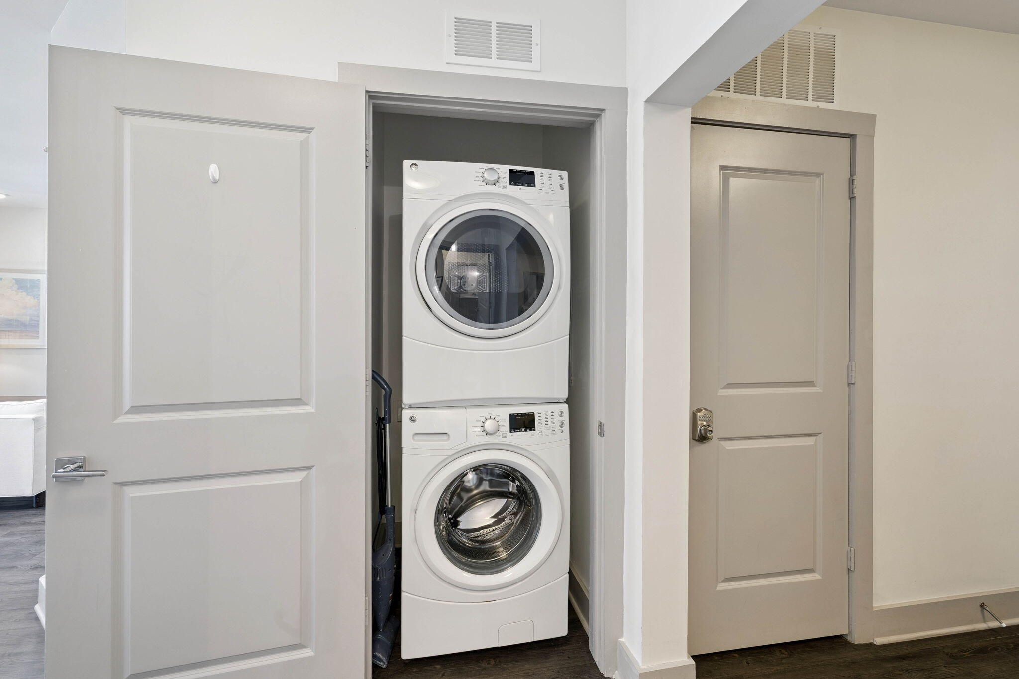 10941 East County Highway 30A, Unit 125 Inlet Beach, FL 32461 - Photo 35 of 41 Array_10941ECountyHwy30A125-40