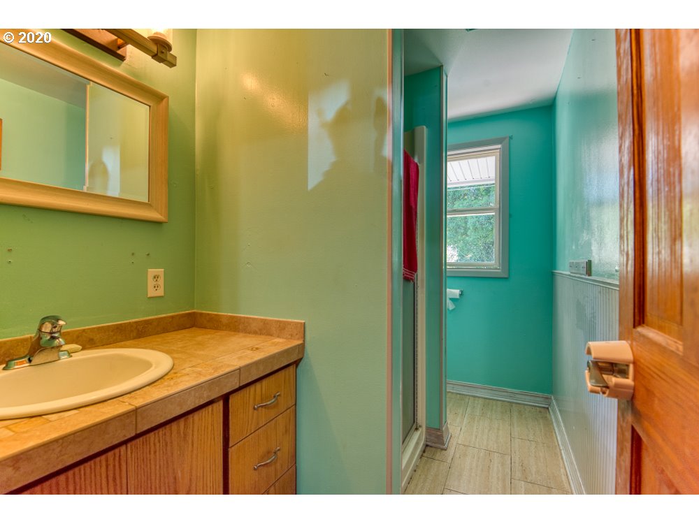 69019 Wildwood Road North Bend, OR 97459 - Photo 26 of 30 Gallery Image 26