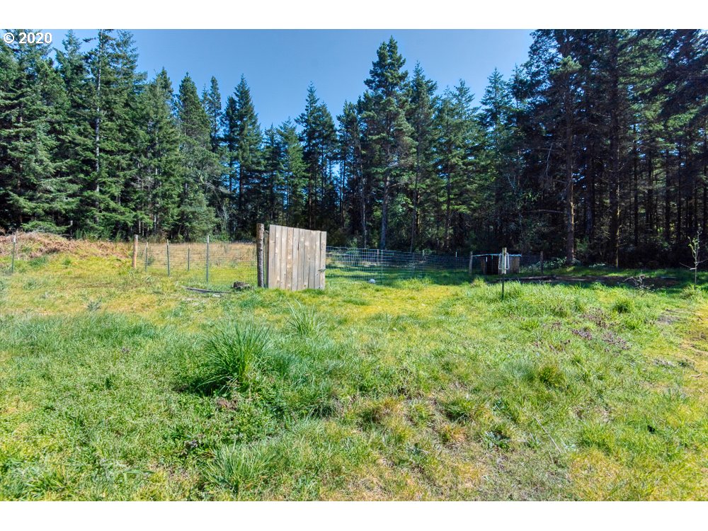 69019 Wildwood Road North Bend, OR 97459 - Photo 27 of 30 Gallery Image 27