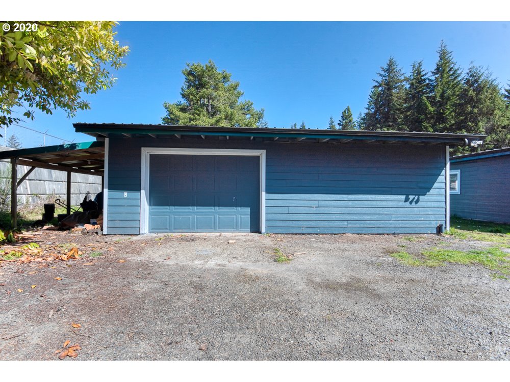69019 Wildwood Road North Bend, OR 97459 - Photo 28 of 30 Gallery Image 28