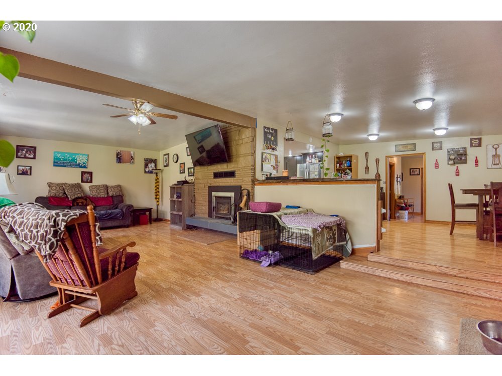 69019 Wildwood Road North Bend, OR 97459 - Photo 9 of 30 Gallery Image 9