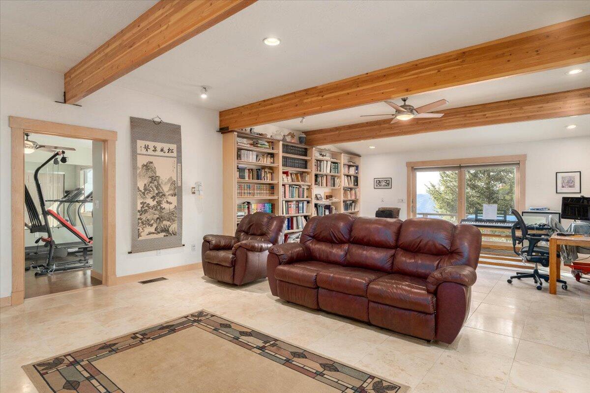 19649 Cove Road Montgomery Creek, CA 96065 - Photo 21 of 62 20