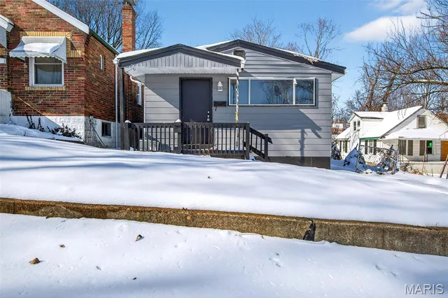$57,000 | 4211 Ravenwood Avenue, St. Louis, MO 63121