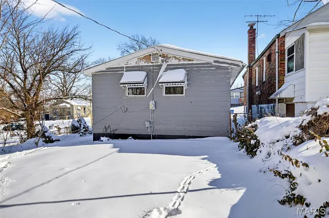 $57,000 | 4211 Ravenwood Avenue, St. Louis, MO 63121