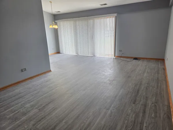 $1,750 | 1028 Ashley Court North, Unit 3C, Lockport, IL 60441