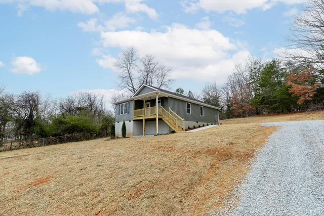 $215,900 | 1104 15th Street, Altavista, VA 24517