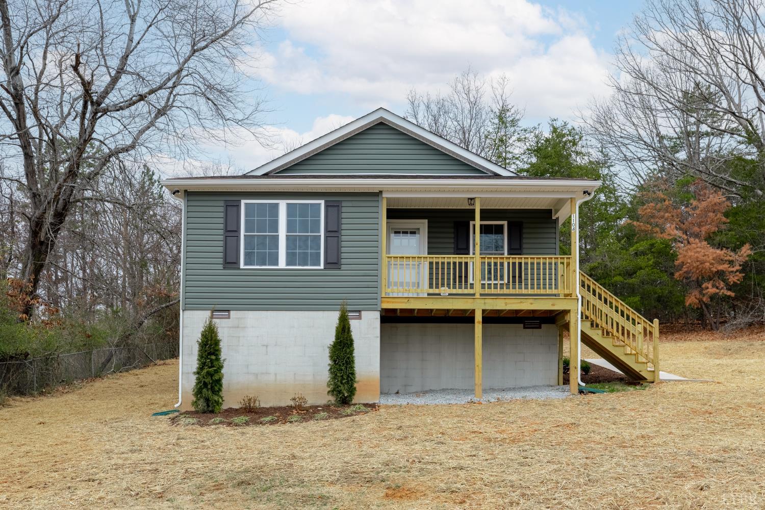 1104 15th Street Altavista, VA 24517 - Photo 4 of 47 a view of house