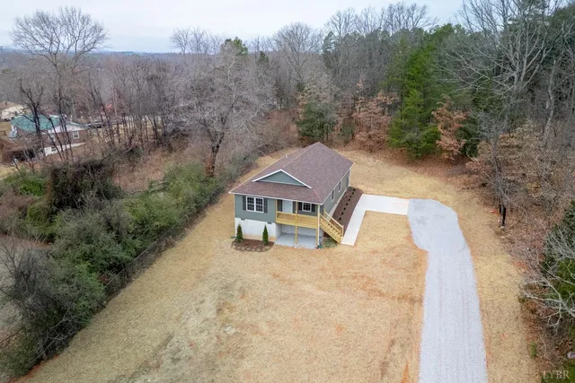 $215,900 | 1104 15th Street, Altavista, VA 24517