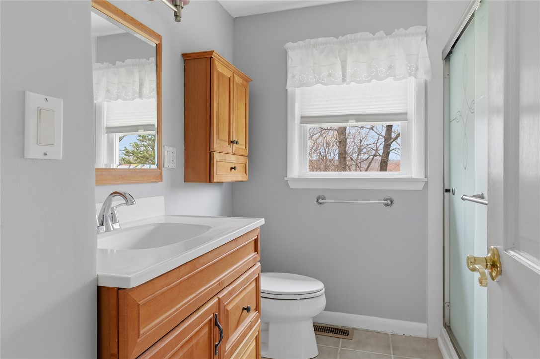 31 Flora Avenue Woonsocket, RI 02895 - Photo 17 of 34