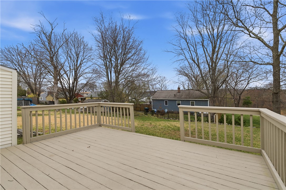 31 Flora Avenue Woonsocket, RI 02895 - Photo 26 of 34