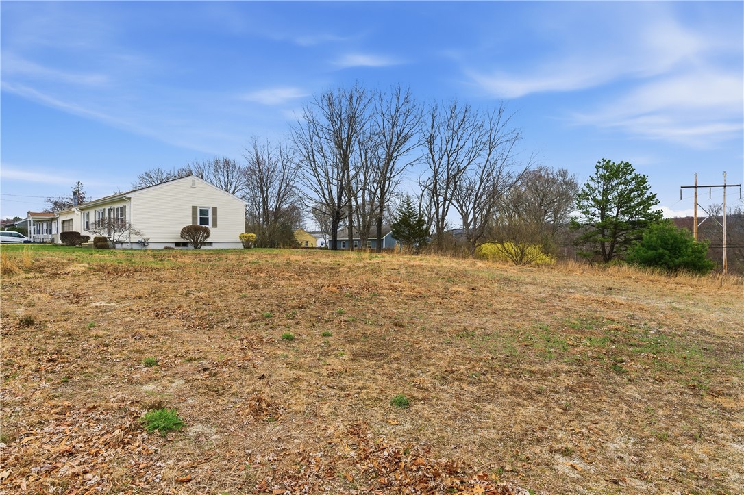 31 Flora Avenue Woonsocket, RI 02895 - Photo 27 of 34