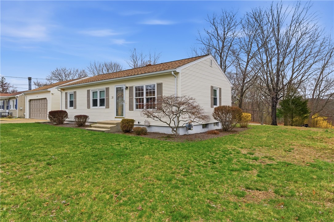 31 Flora Avenue Woonsocket, RI 02895 - Photo 28 of 34
