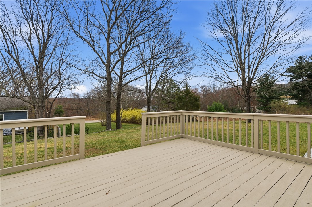 31 Flora Avenue Woonsocket, RI 02895 - Photo 32 of 34