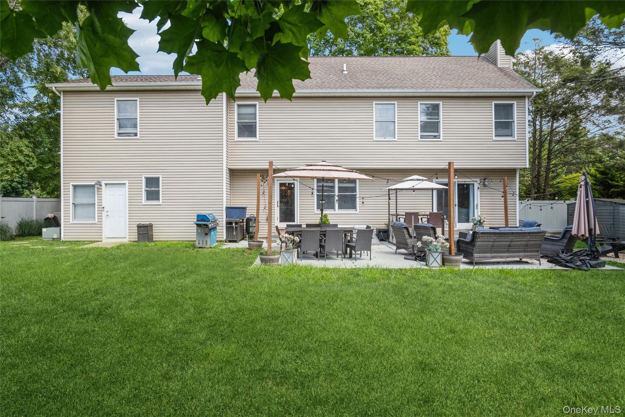 136 Mills Pond Road St. James, NY 11780 - Photo 24 of 27 Back of House