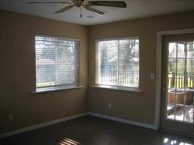 3494 Colchester Road Columbus, OH 43221 - Photo 6 of 12