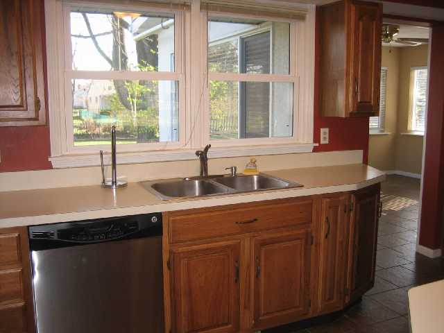 3494 Colchester Road Columbus, OH 43221 - Photo 7 of 12
