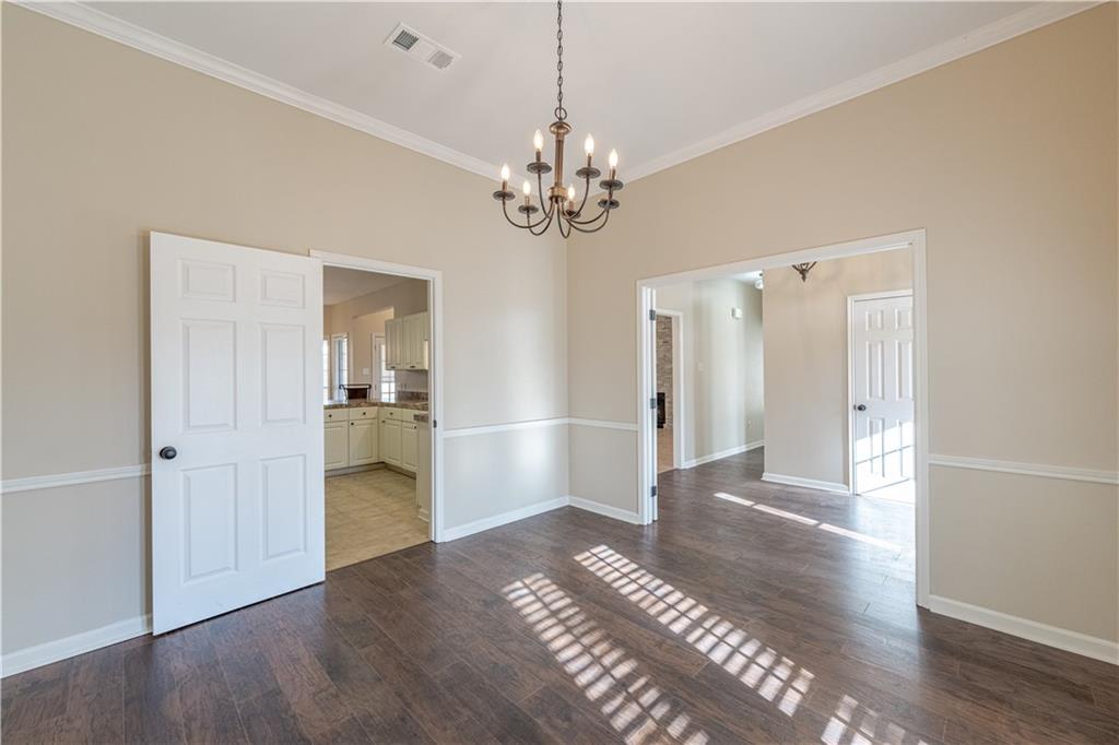 5220 Raphael Drive Alexandria, LA 71303 - Photo 8 of 37 Gallery Image 8