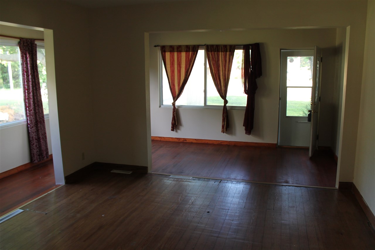 24643 Grant Road South Bend, IN 46619 - Photo 2 of 32 Gallery Image 2