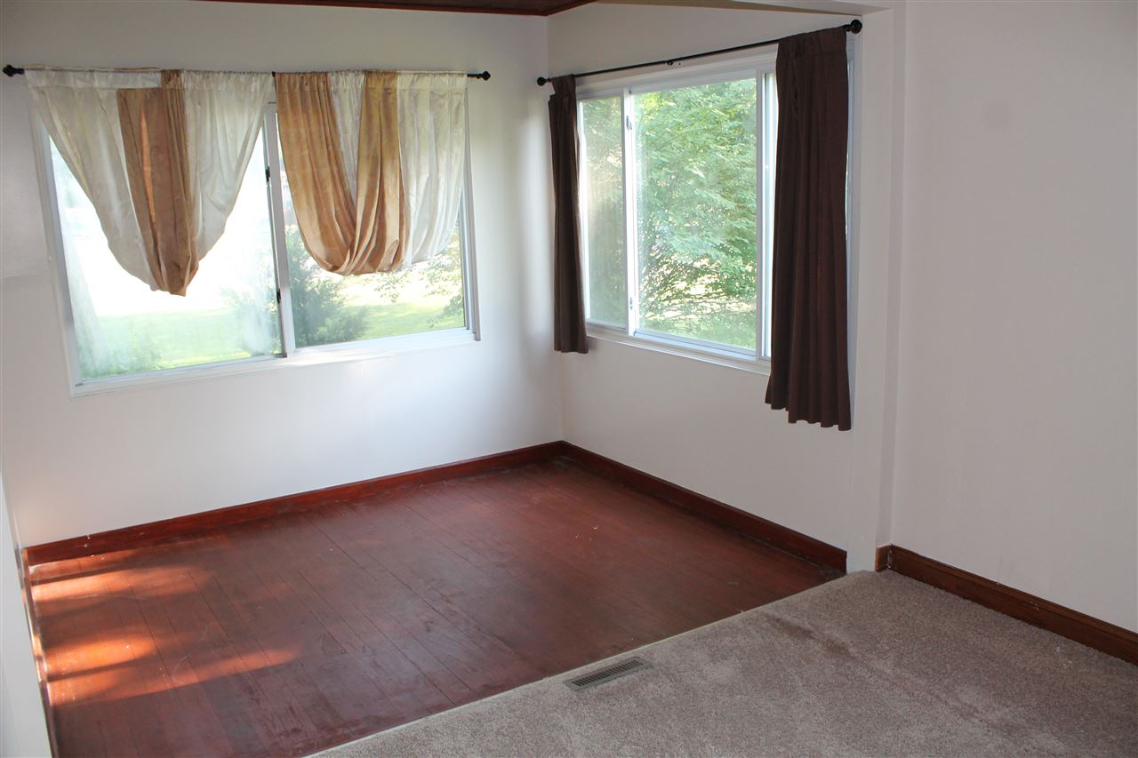 24643 Grant Road South Bend, IN 46619 - Photo 12 of 32 Gallery Image 12