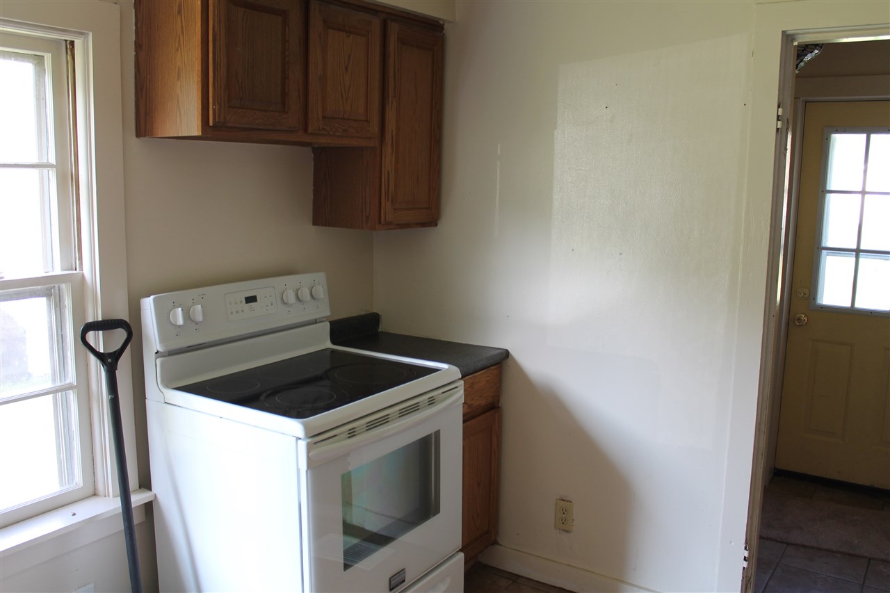24643 Grant Road South Bend, IN 46619 - Photo 17 of 32 Gallery Image 17