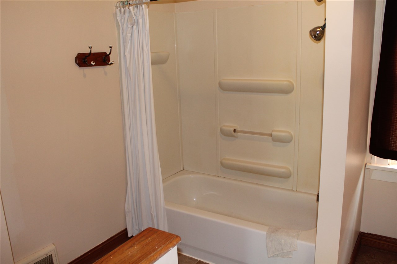 24643 Grant Road South Bend, IN 46619 - Photo 19 of 32 Gallery Image 19