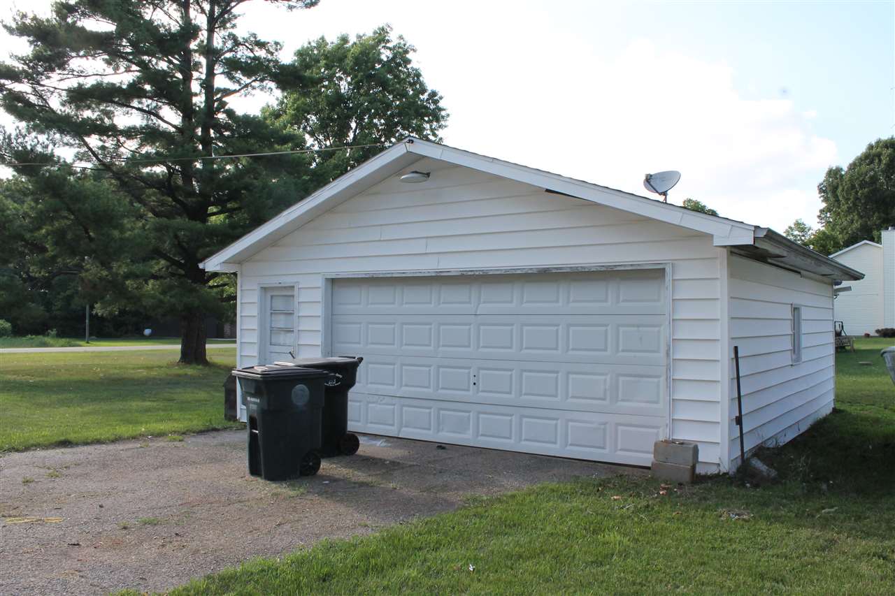 24643 Grant Road South Bend, IN 46619 - Photo 30 of 32 Gallery Image 30