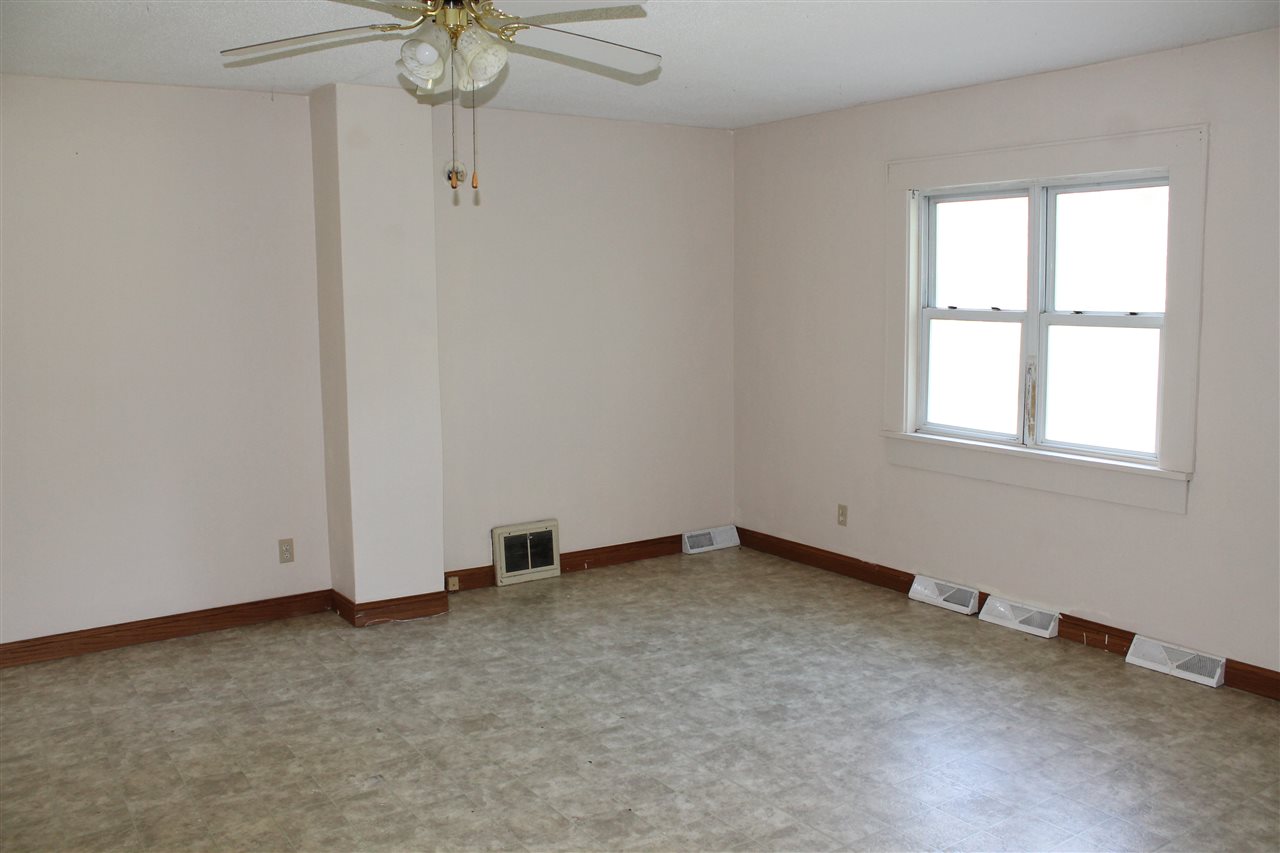 24643 Grant Road South Bend, IN 46619 - Photo 5 of 32 Gallery Image 5