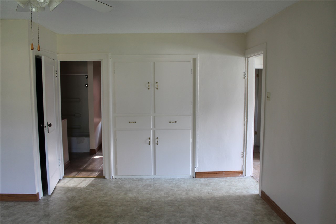 24643 Grant Road South Bend, IN 46619 - Photo 6 of 32 Gallery Image 6