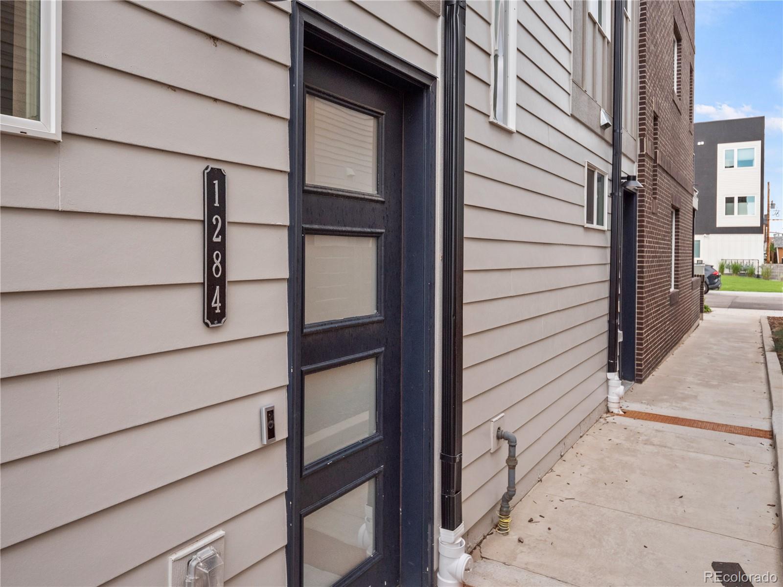 1284 Stuart Street Denver, CO 80204 - Photo 2 of 27 a view of entryway