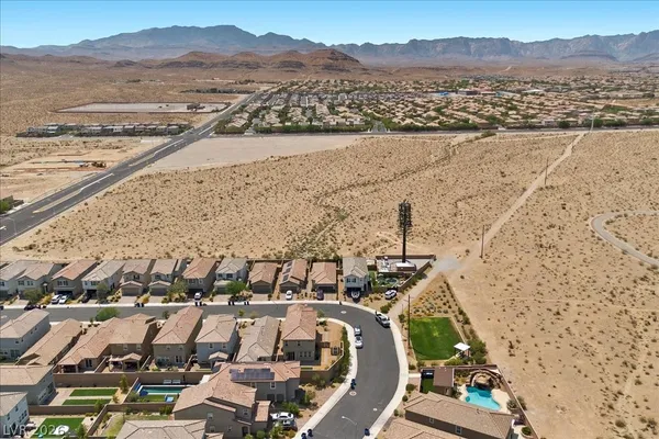 $570,000 | 10420 Seelos Street, Las Vegas, NV 89178